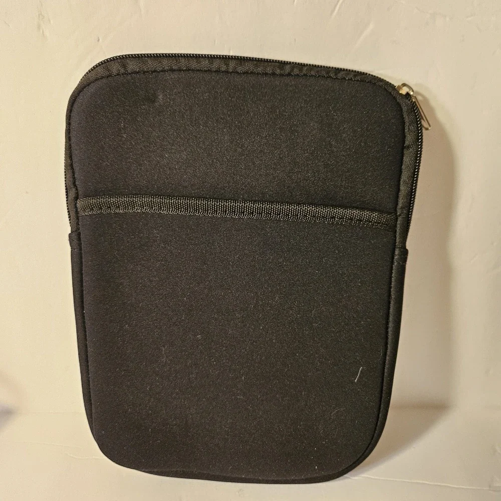 Harry Potter Hogwarts Alumni Tablet Zipper Sleeve Case w/‎ pocket - Pre-owned